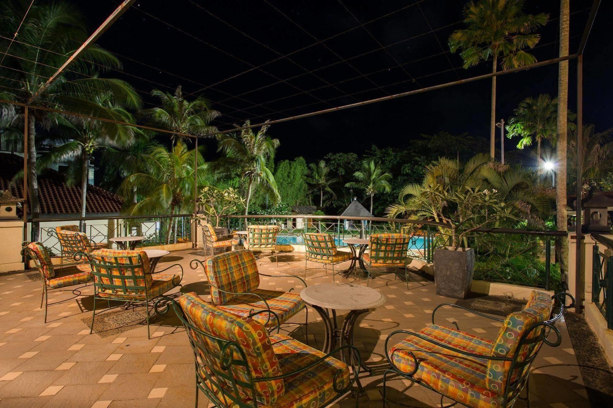 Le Grandeur Hotel Balikpapan Exterior foto
